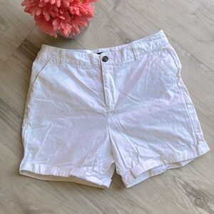 Forever 21 High Waisted White Cuffed Midi Shorts Size Medium